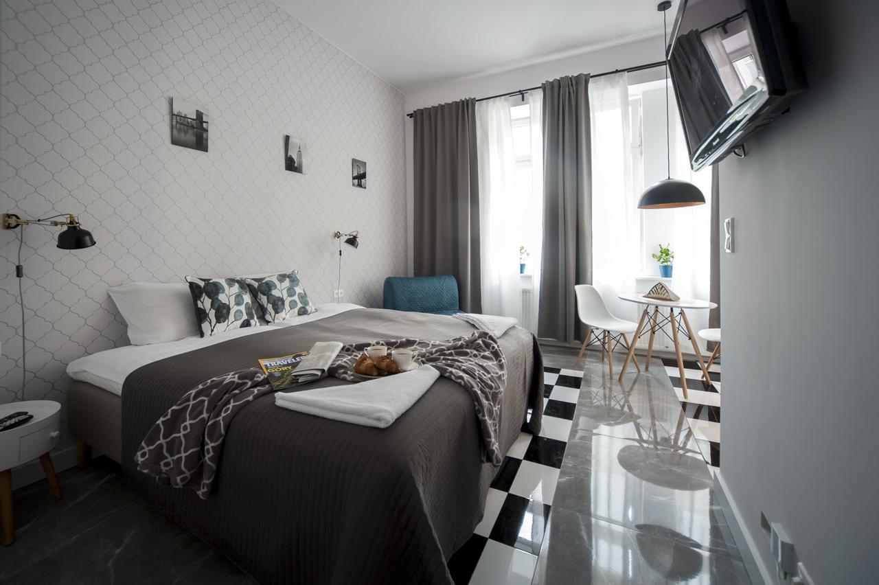 Very Berry Poznan Ngoại thất bức ảnh
